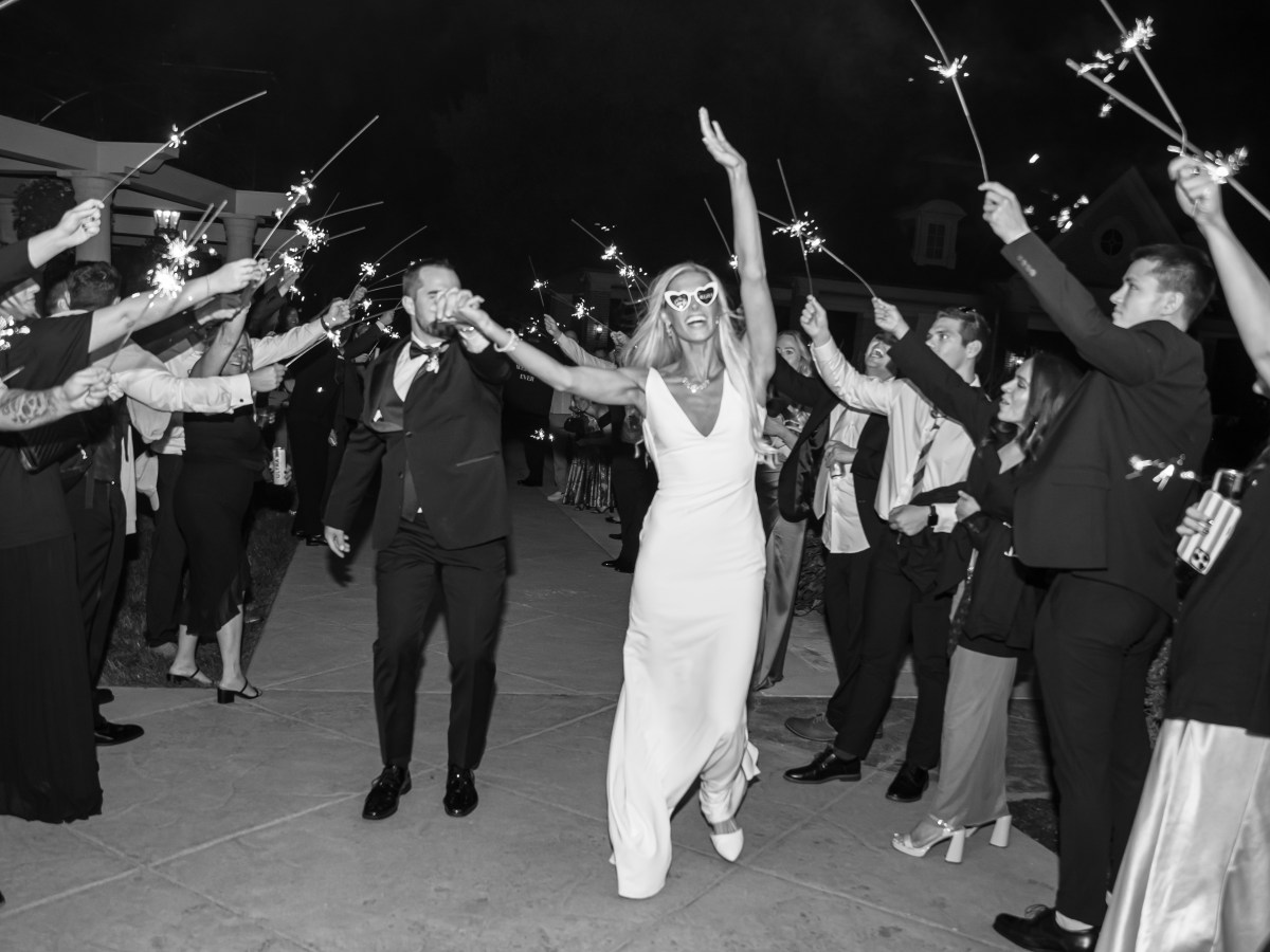 How to Be a Great Wedding Guest (From a Wedding Photographer’s&nbsp;Perspective)